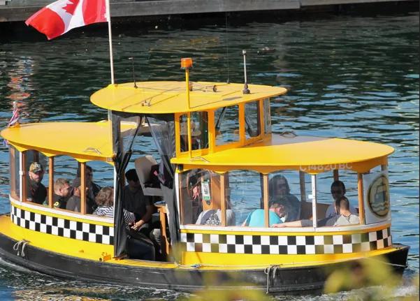 Why Tourists Prefer Victoria Water Taxi Over Traditional Transport